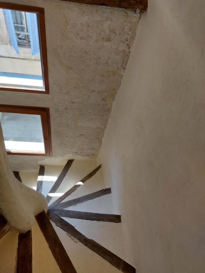 Maison Intra Muros, Terrasses Avec Vue Jaccuzzi Et Garage Avignon Exterior photo